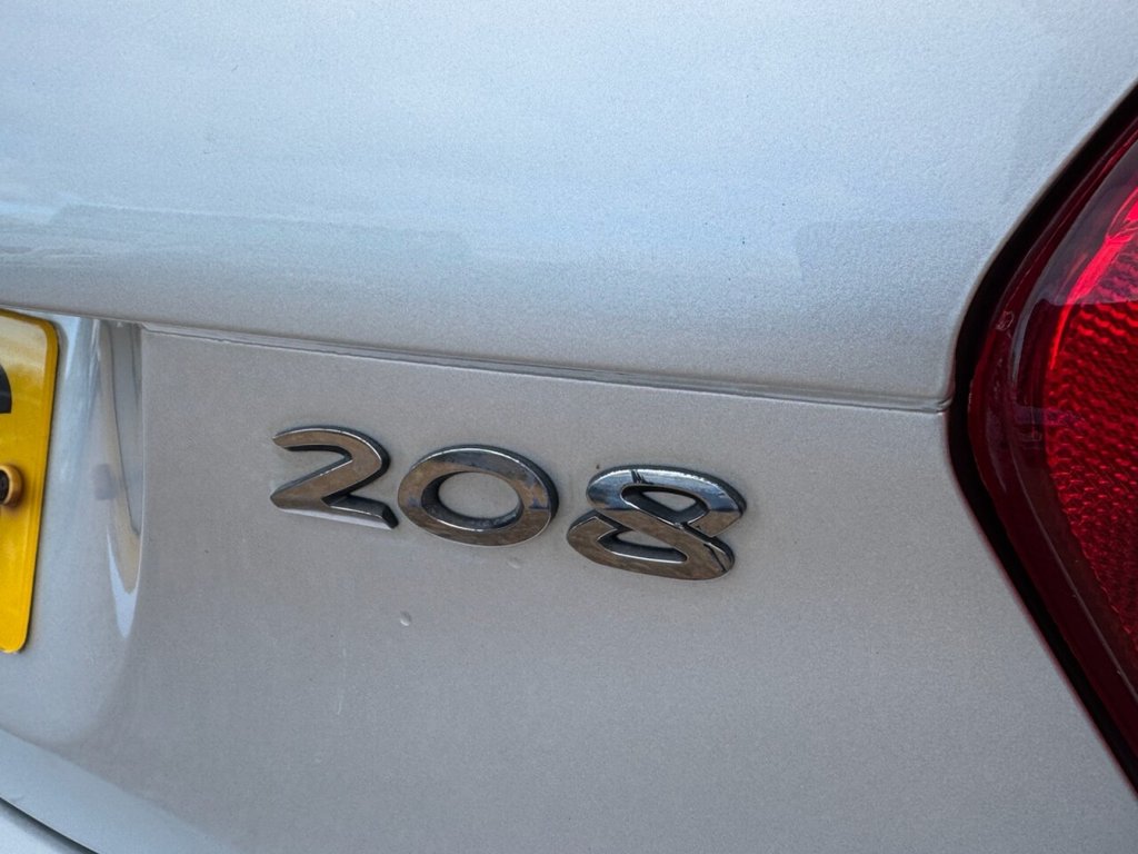 Used Peugeot 208 2012 for sale - 77520895: Photo 10