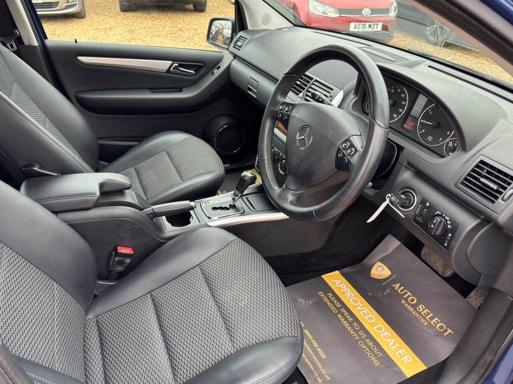 Used Mercedes-Benz A-Class 2010 for sale - 77572257: Photo 11