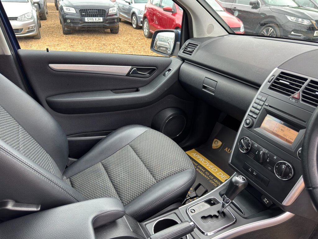 Used Mercedes-Benz A-Class 2010 for sale - 77572257: Photo 25