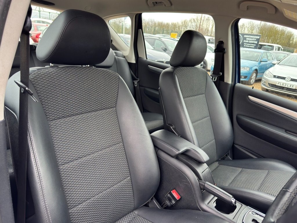 Used Mercedes-Benz A-Class 2010 for sale - 77572257: Photo 26