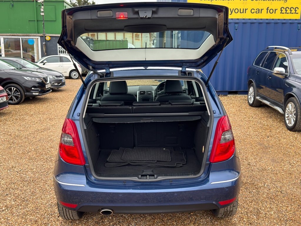 Used Mercedes-Benz A-Class 2010 for sale - 77572257: Photo 9