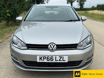 Used Volkswagen Golf 2016 for sale - 75122686: Photo