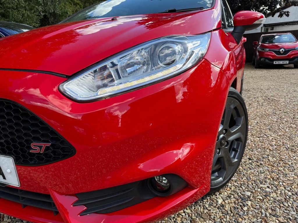 Used Ford Fiesta 2017 for sale - 76582734: Photo 10