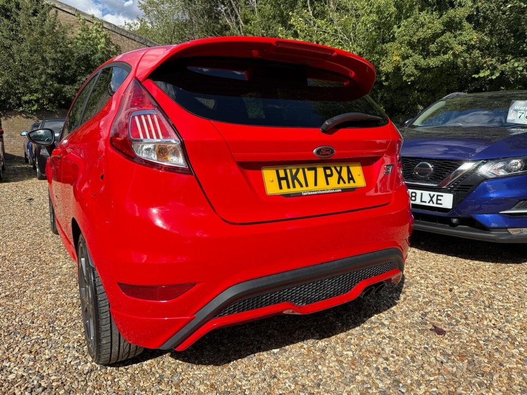 Used Ford Fiesta 2017 for sale - 76582734: Photo 3
