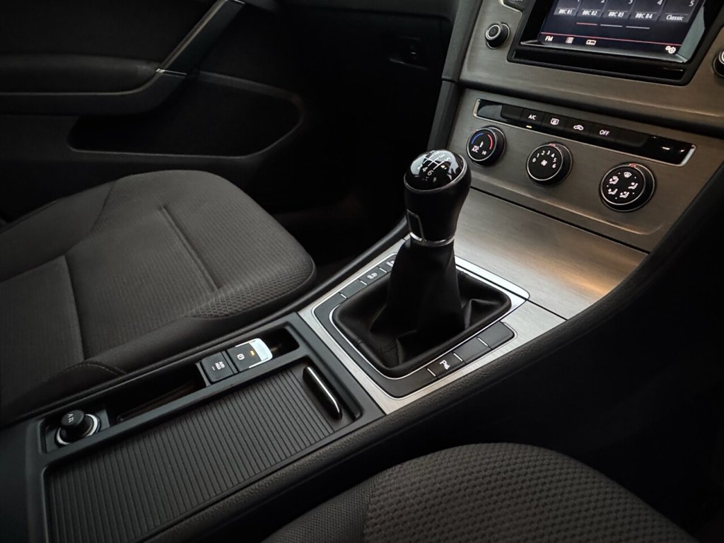 Used Volkswagen Golf 2015 for sale - 77327668: Photo 22