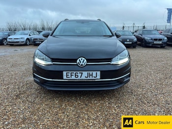 Used Volkswagen Golf 2018 for sale - 78549836: Photo
