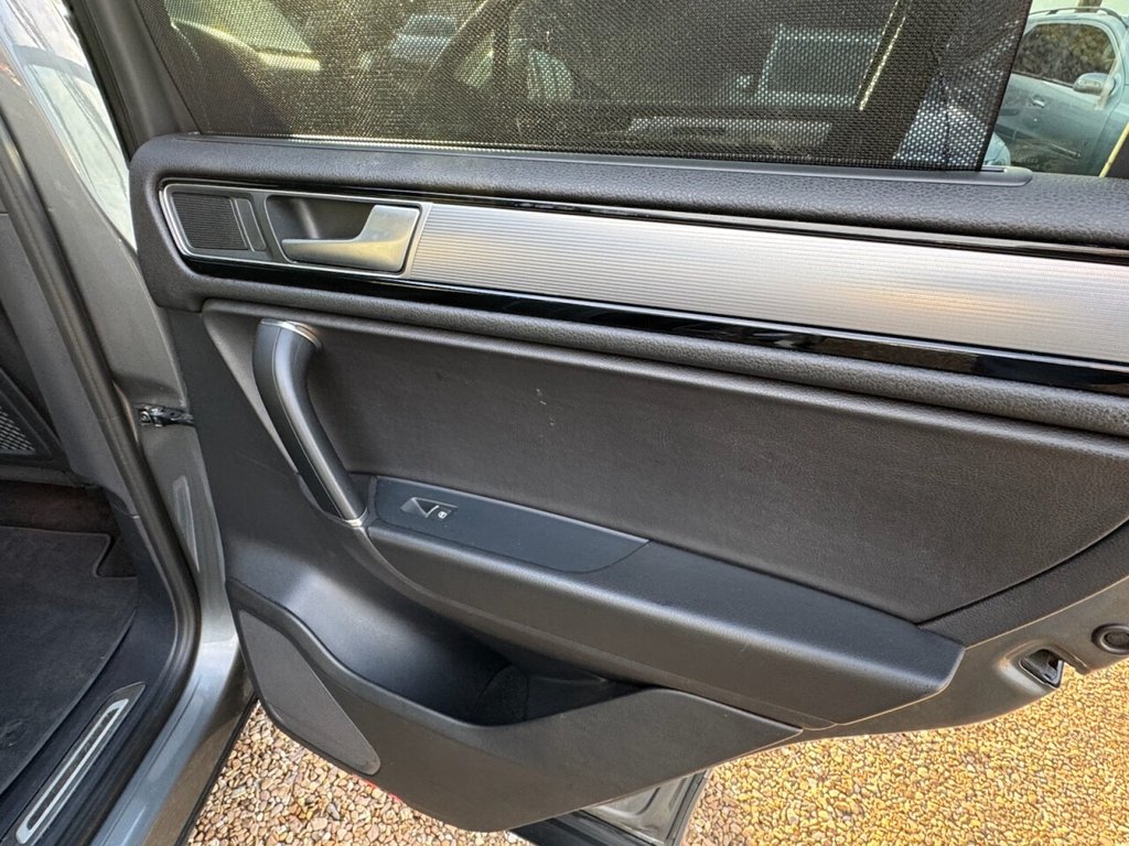 Used Volkswagen Touareg 2016 for sale - 76950514: Photo 47
