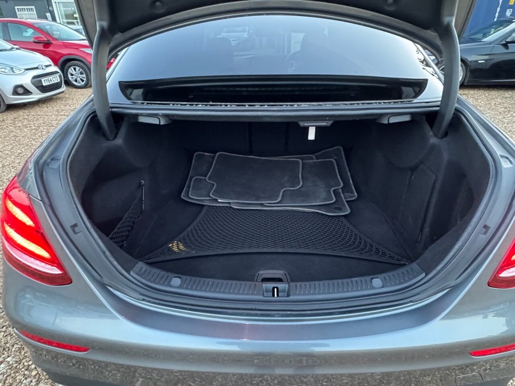 Used Mercedes-Benz E-Class 2019 for sale - 76132813: Photo 18