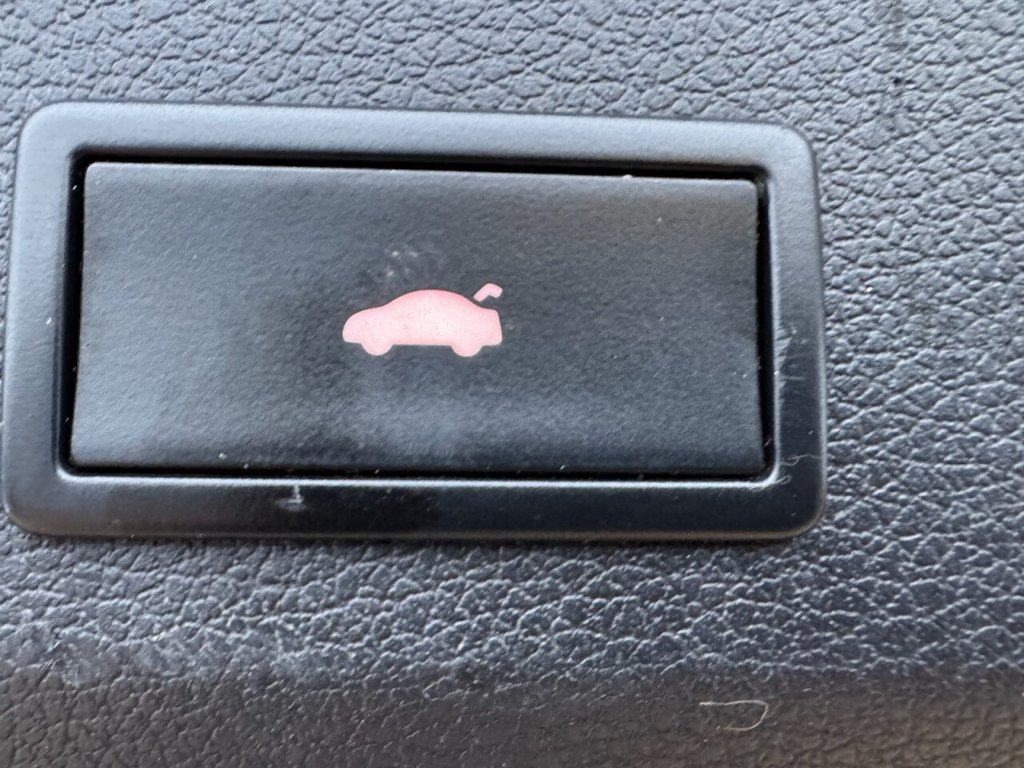 Used Audi Q7 2010 for sale - 77534536: Photo 14