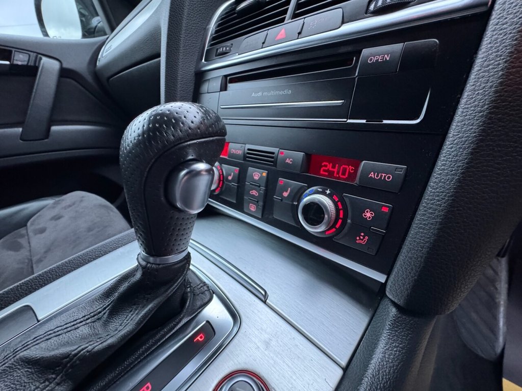 Used Audi Q7 2010 for sale - 77534536: Photo 35