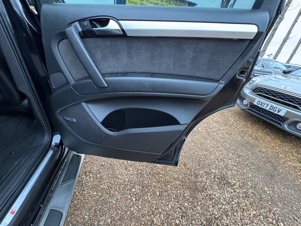 Used Audi Q7 2010 for sale - 77534536: Photo 36