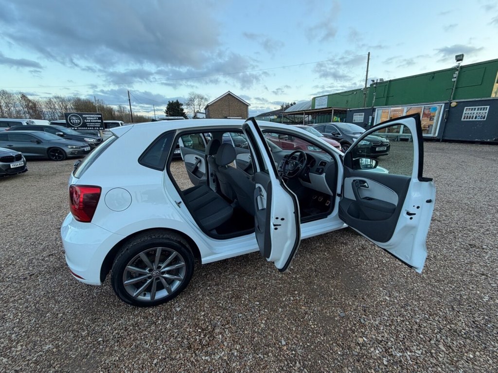 Used Volkswagen Polo 2014 for sale - 77263871: Photo 13