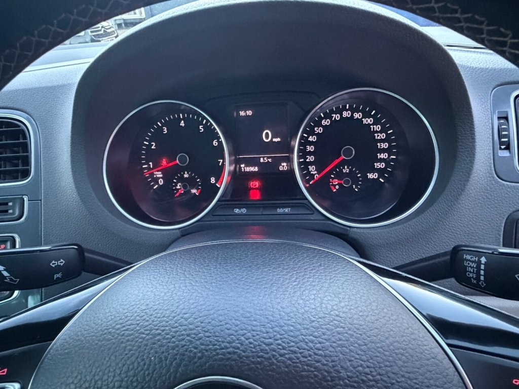 Used Volkswagen Polo 2014 for sale - 77263871: Photo 15