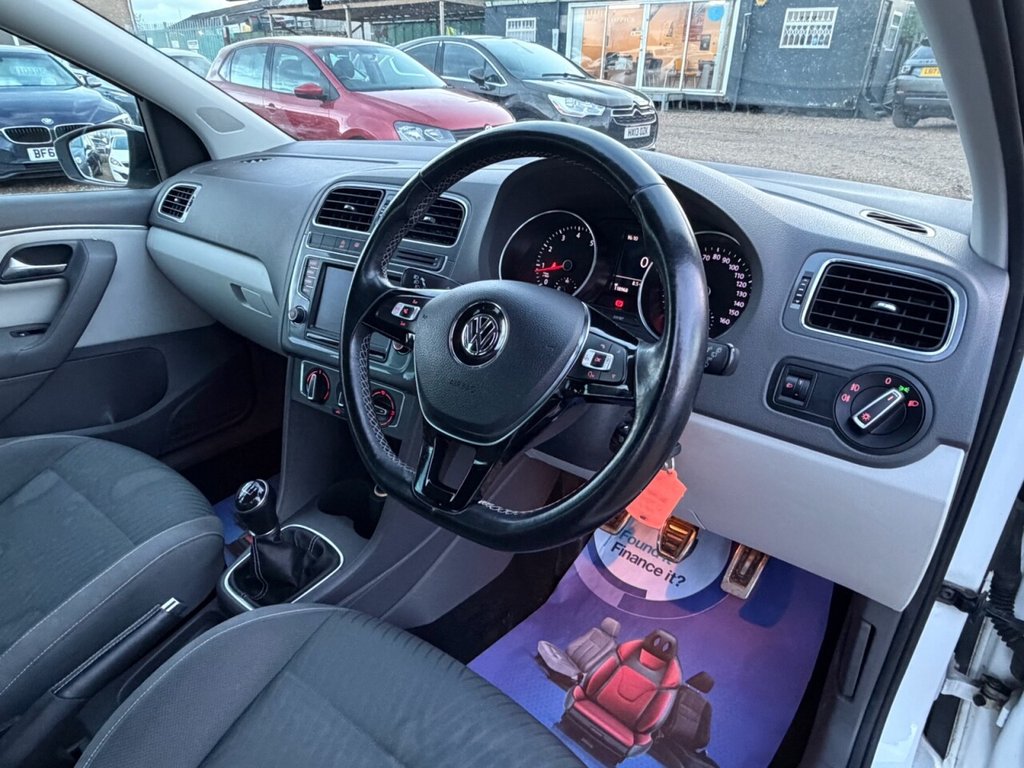Used Volkswagen Polo 2014 for sale - 77263871: Photo 17