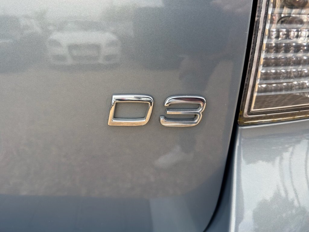 Used Volvo V50 2012 for sale - 76132490: Photo 10