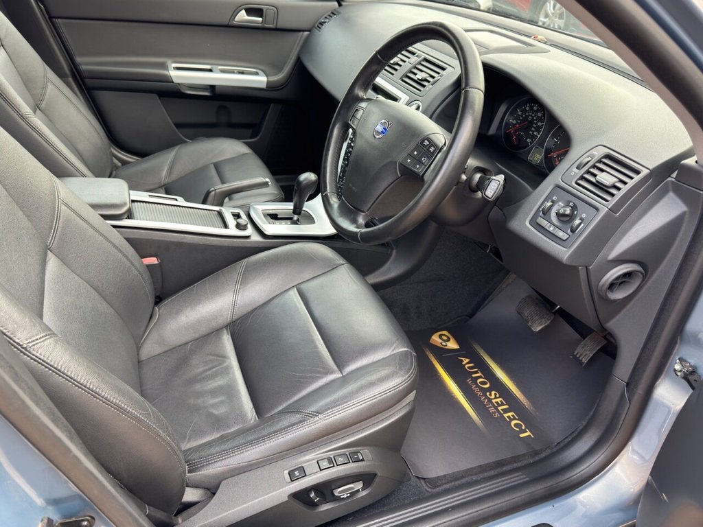 Used Volvo V50 2012 for sale - 76132490: Photo 13