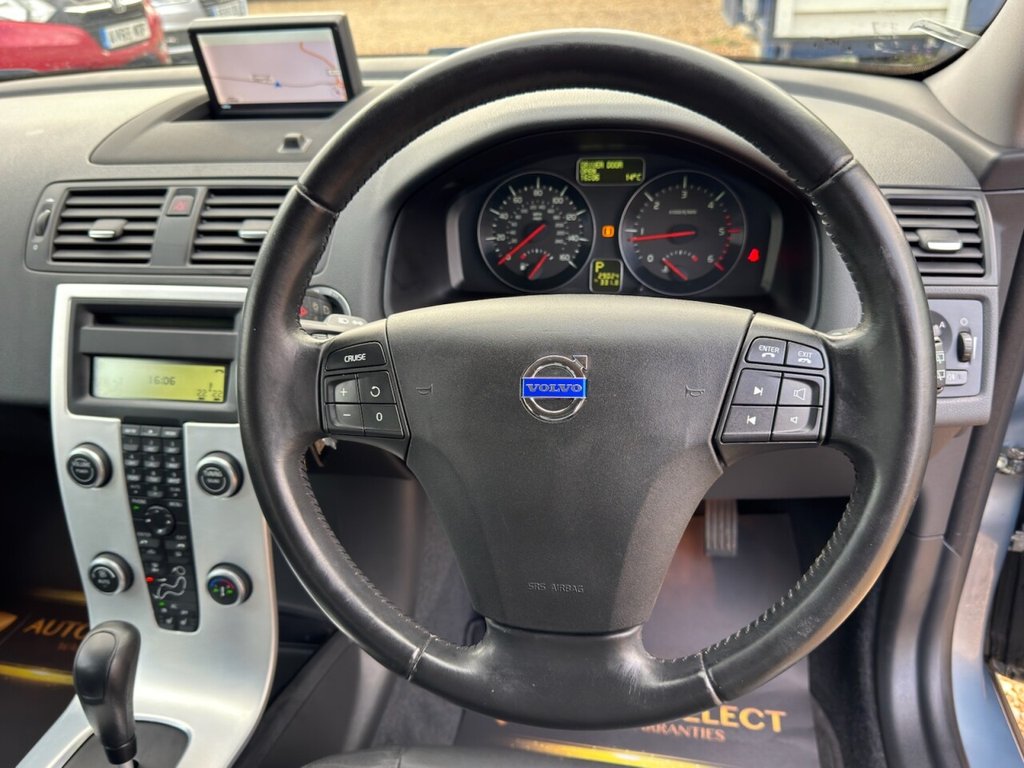 Used Volvo V50 2012 for sale - 76132490: Photo 19