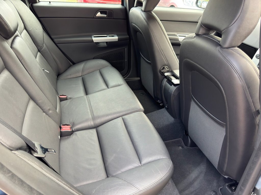 Used Volvo V50 2012 for sale - 76132490: Photo 31
