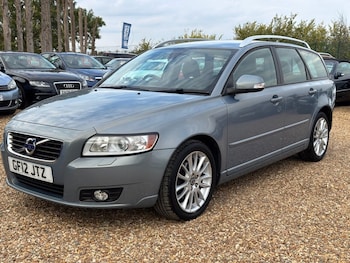 Used Volvo V50 2012 for sale - 76132490: Photo