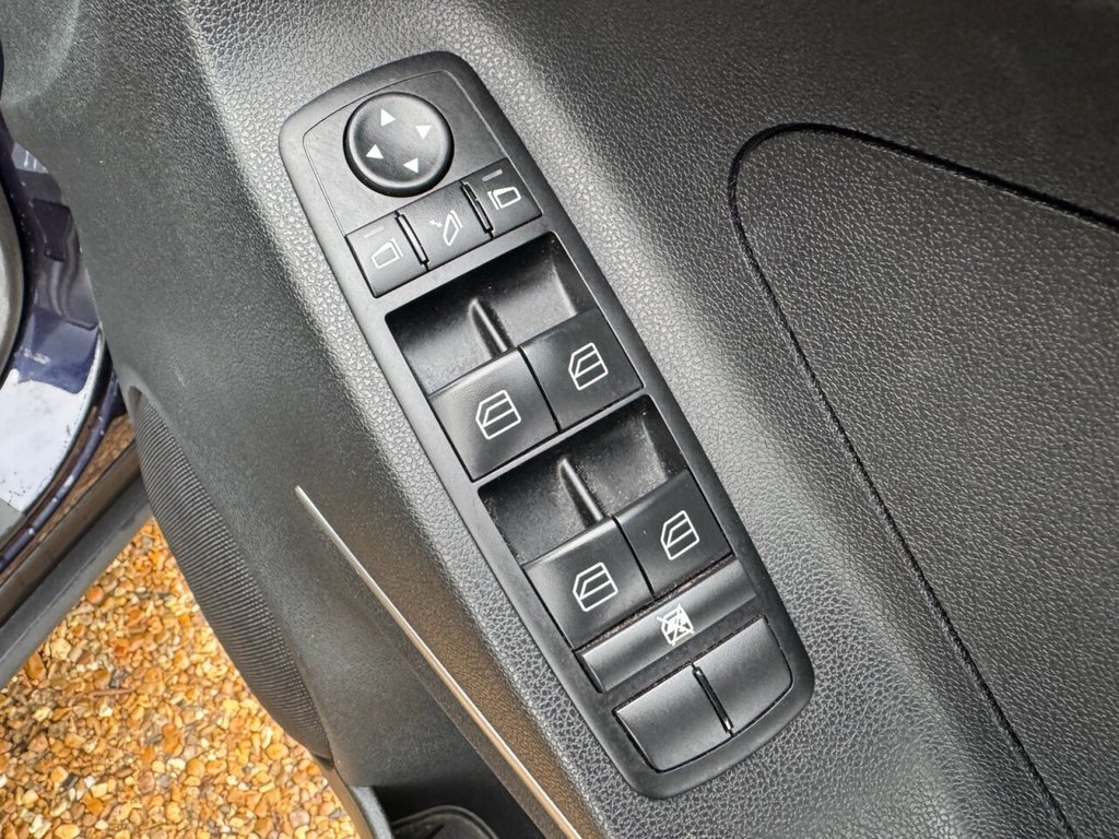 Used Mercedes-Benz M Class 2007 for sale - 76962768: Photo 16