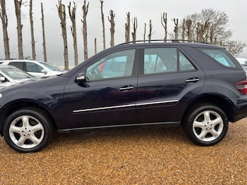 Used Mercedes-Benz M Class 2007 for sale - 76962768: Photo