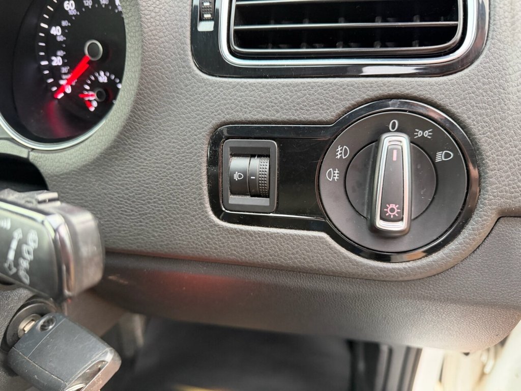 Used Volkswagen Polo 2016 for sale - 77122198: Photo 17