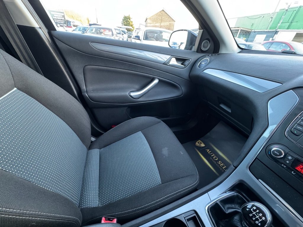 Used Ford Mondeo 2012 for sale - 76470547: Photo 28