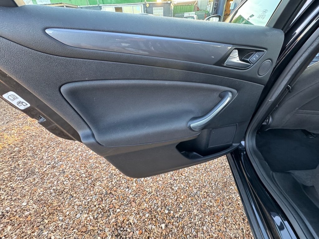 Used Ford Mondeo 2012 for sale - 76470547: Photo 32