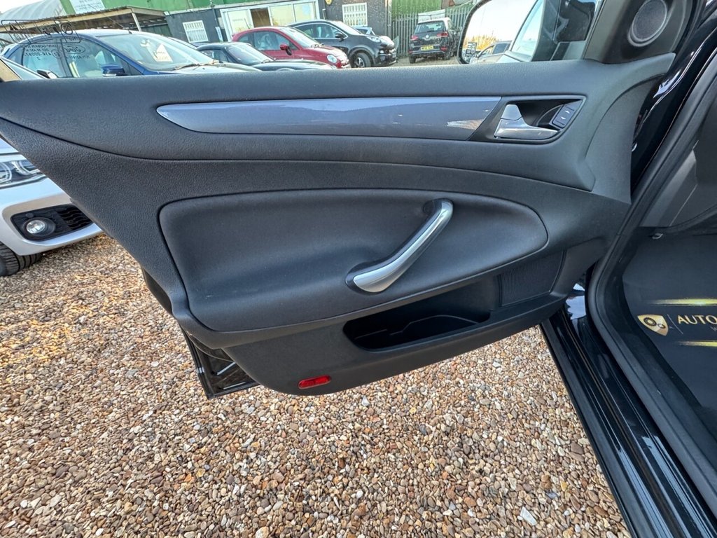 Used Ford Mondeo 2012 for sale - 76470547: Photo 34