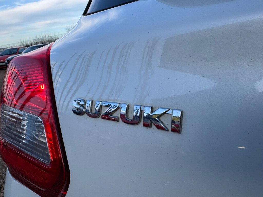 Used Suzuki Swift 2018 for sale - 77276136: Photo 13