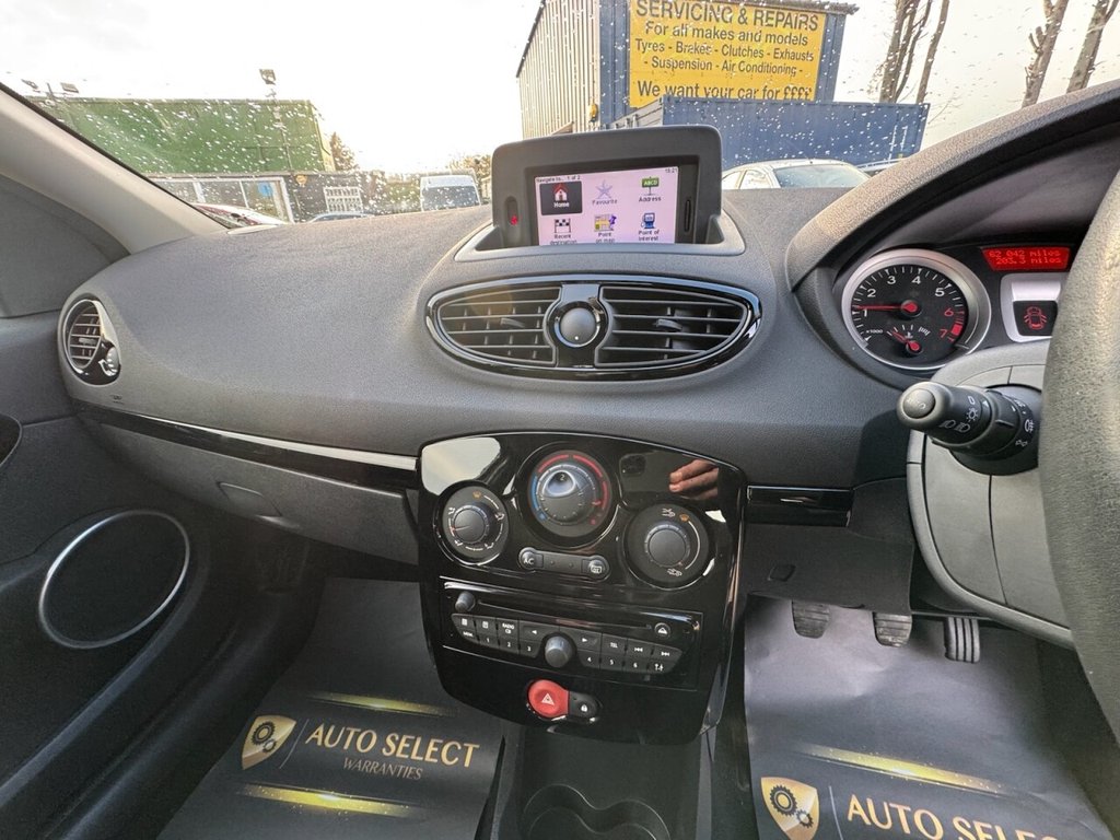 Used Renault Clio 2012 for sale - 76617505: Photo 22