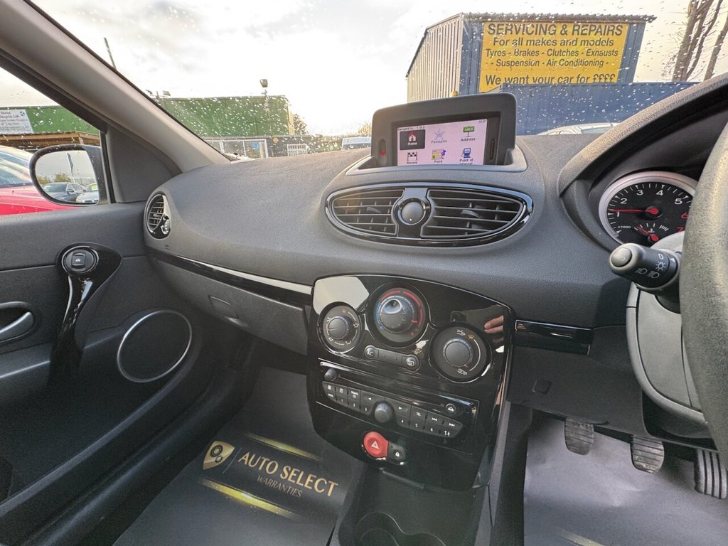 Used Renault Clio 2012 for sale - 76617505: Photo 26