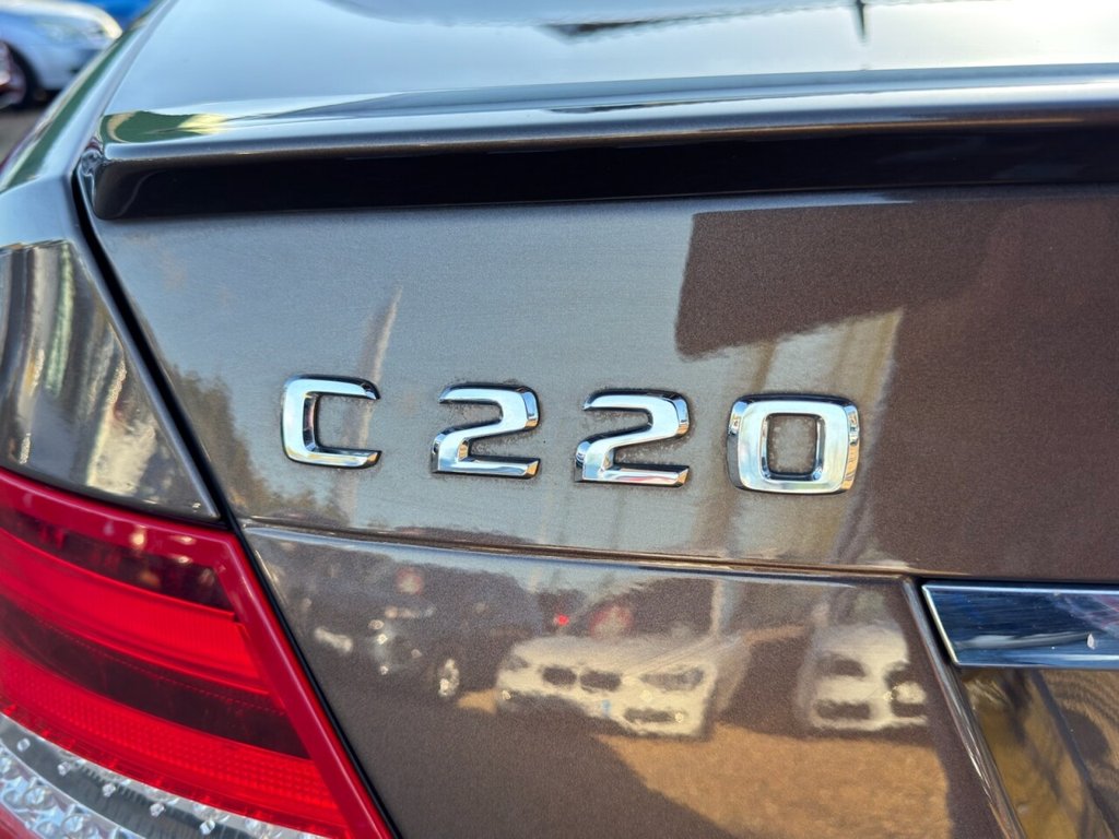 Used Mercedes-Benz C-Class 2014 for sale - 76029590: Photo 10