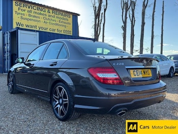 Used Mercedes-Benz C-Class 2014 for sale - 76029590: Photo