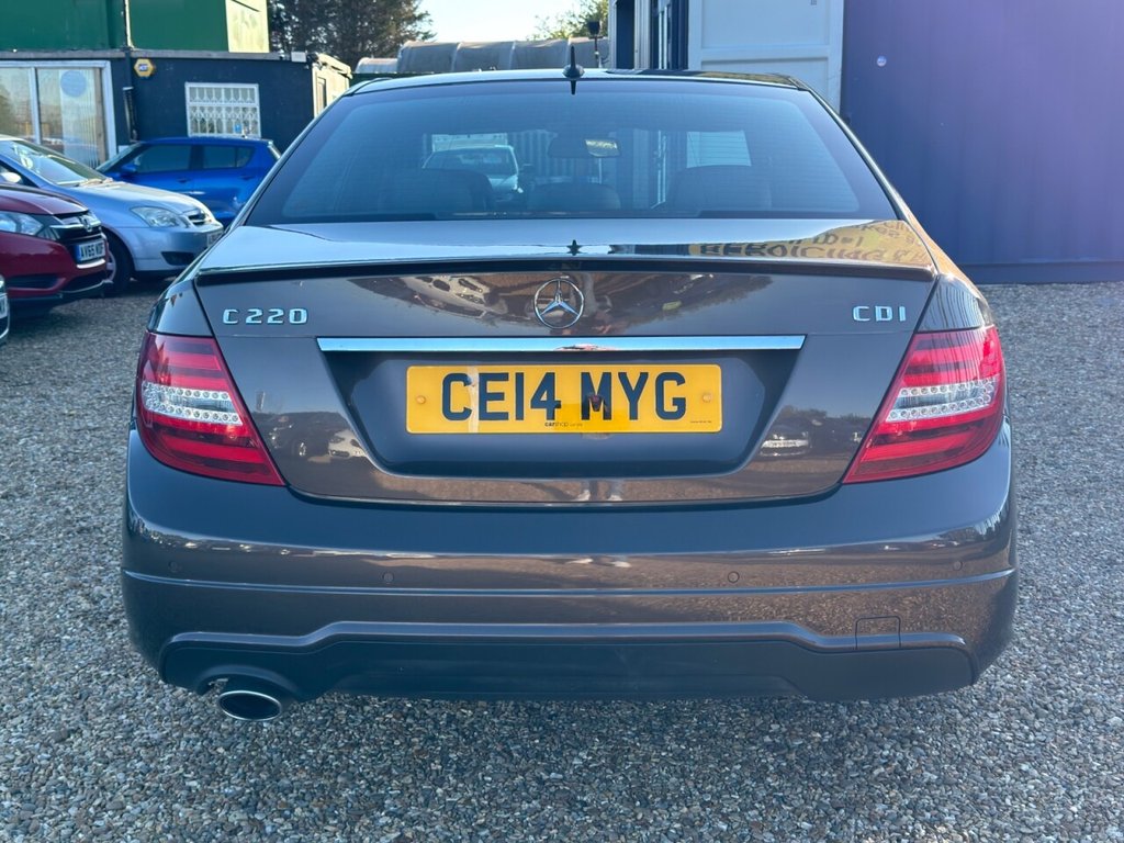 Used Mercedes-Benz C-Class 2014 for sale - 76029590: Photo 7