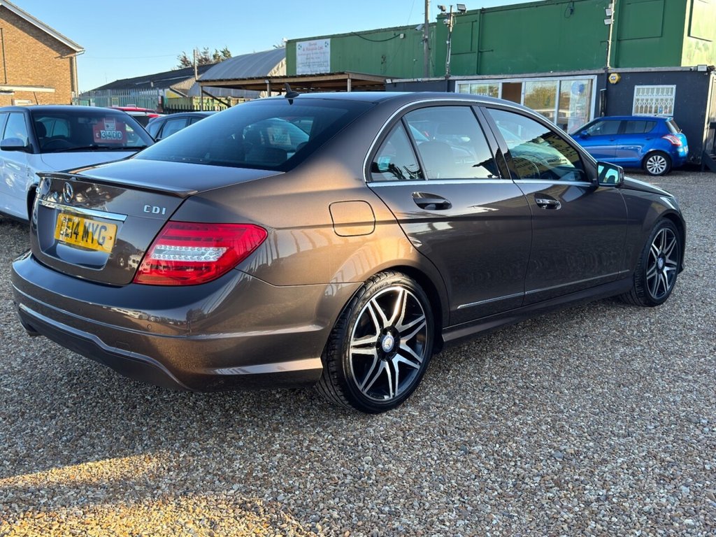 Used Mercedes-Benz C-Class 2014 for sale - 76029590: Photo 8