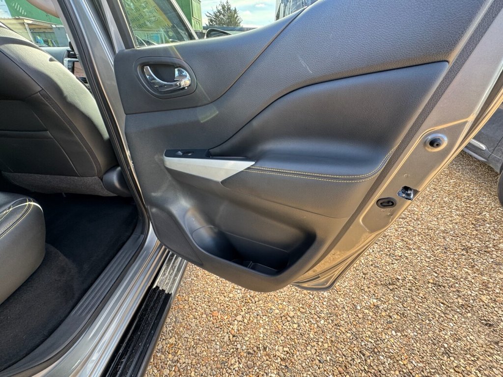 Used Nissan Navara 2019 for sale - 78030468: Photo 36