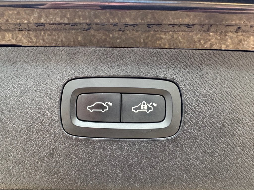 Used Volvo XC90 2016 for sale - 77936569: Photo 16