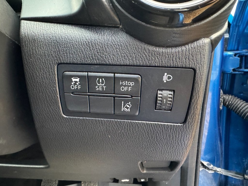 Used Mazda Mazda2 2017 for sale - 76632455: Photo 15