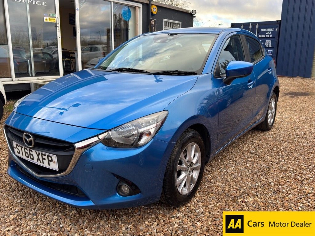 Used Mazda Mazda2 2017 for sale - 76632455: Photo 2