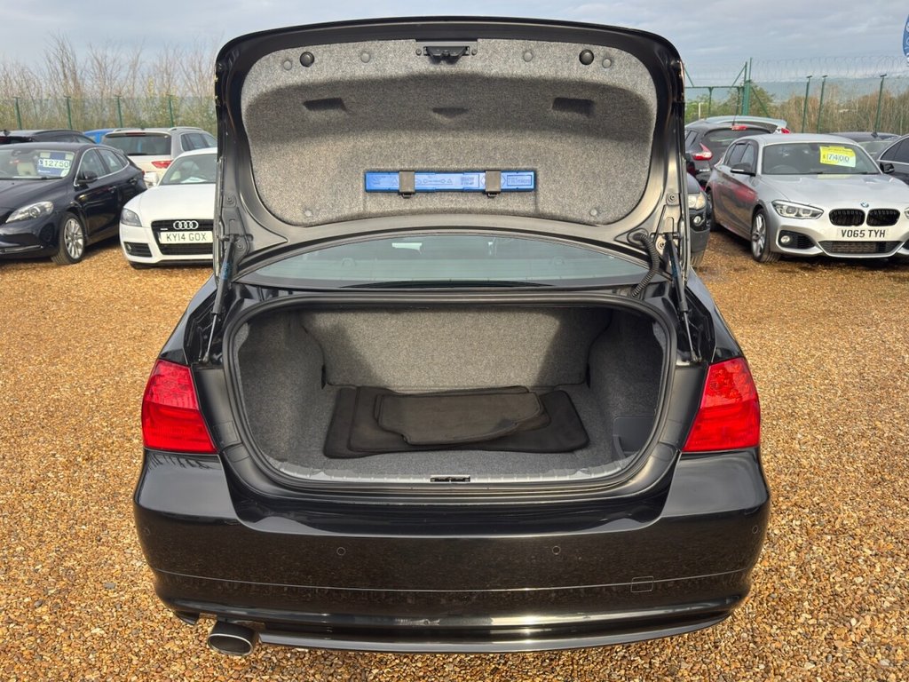 Used BMW 3 Series 2009 for sale - 76559329: Photo 11