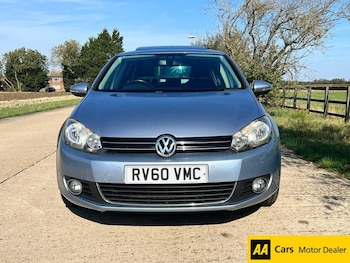 Used Volkswagen Golf 2010 for sale - 76010124: Photo 2