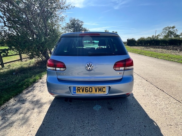 Used Volkswagen Golf 2010 for sale - 76010124: Photo 9