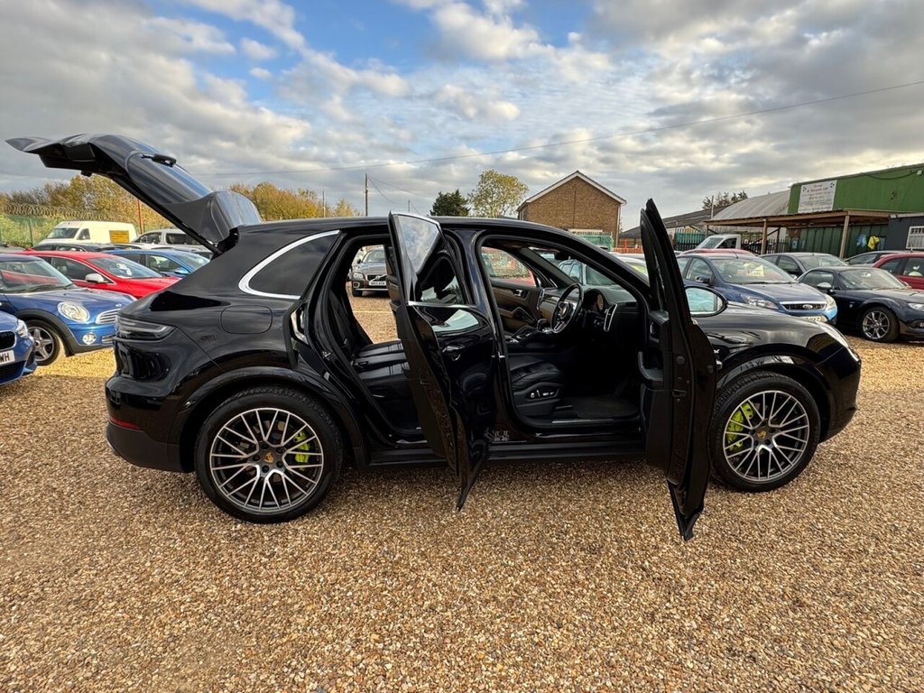 Used Porsche Cayenne 2020 for sale - 76080895: Photo 18