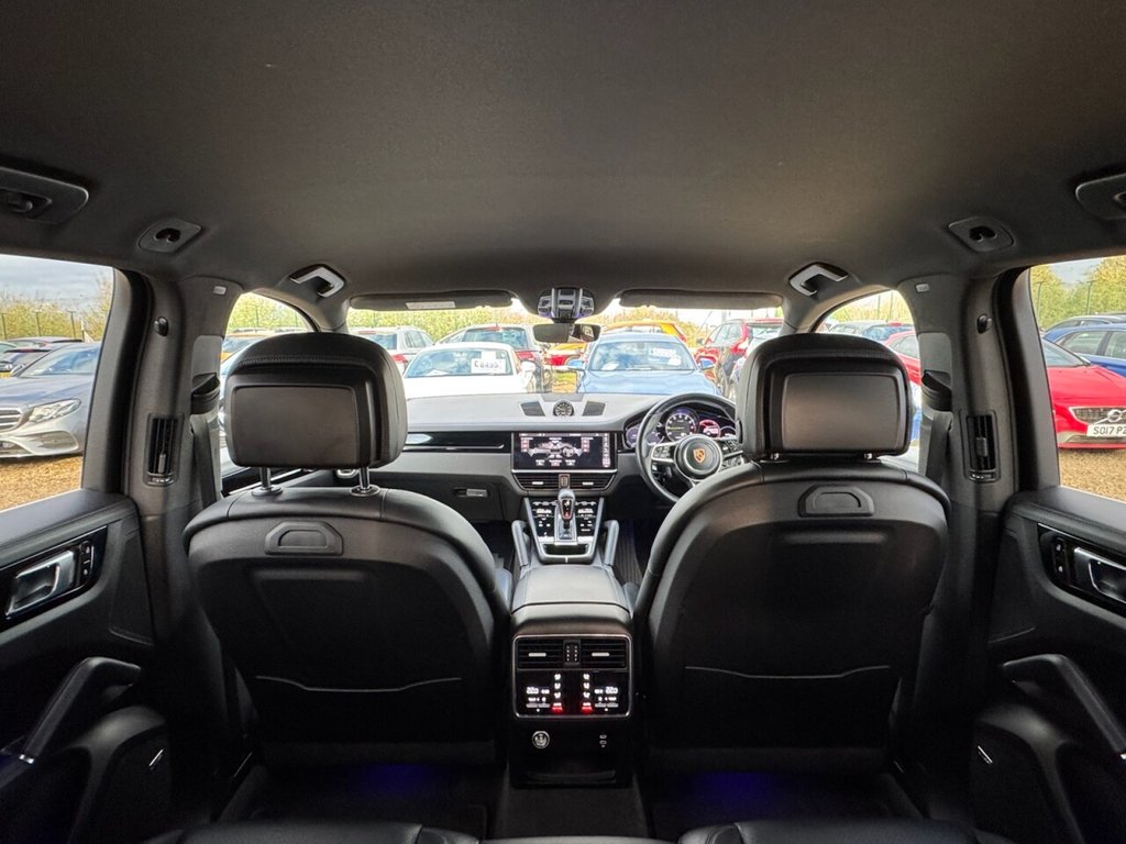 Used Porsche Cayenne 2020 for sale - 76080895: Photo 34