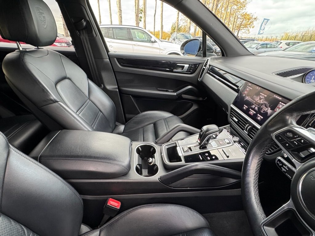 Used Porsche Cayenne 2020 for sale - 76080895: Photo 49