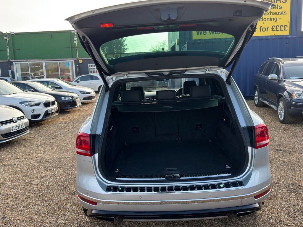 Used Volkswagen Touareg 2015 for sale - 77806694: Photo 13