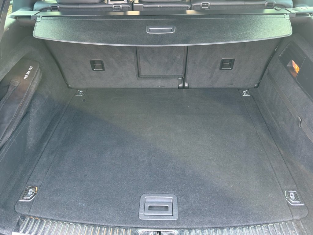 Used Volkswagen Touareg 2015 for sale - 77806694: Photo 14