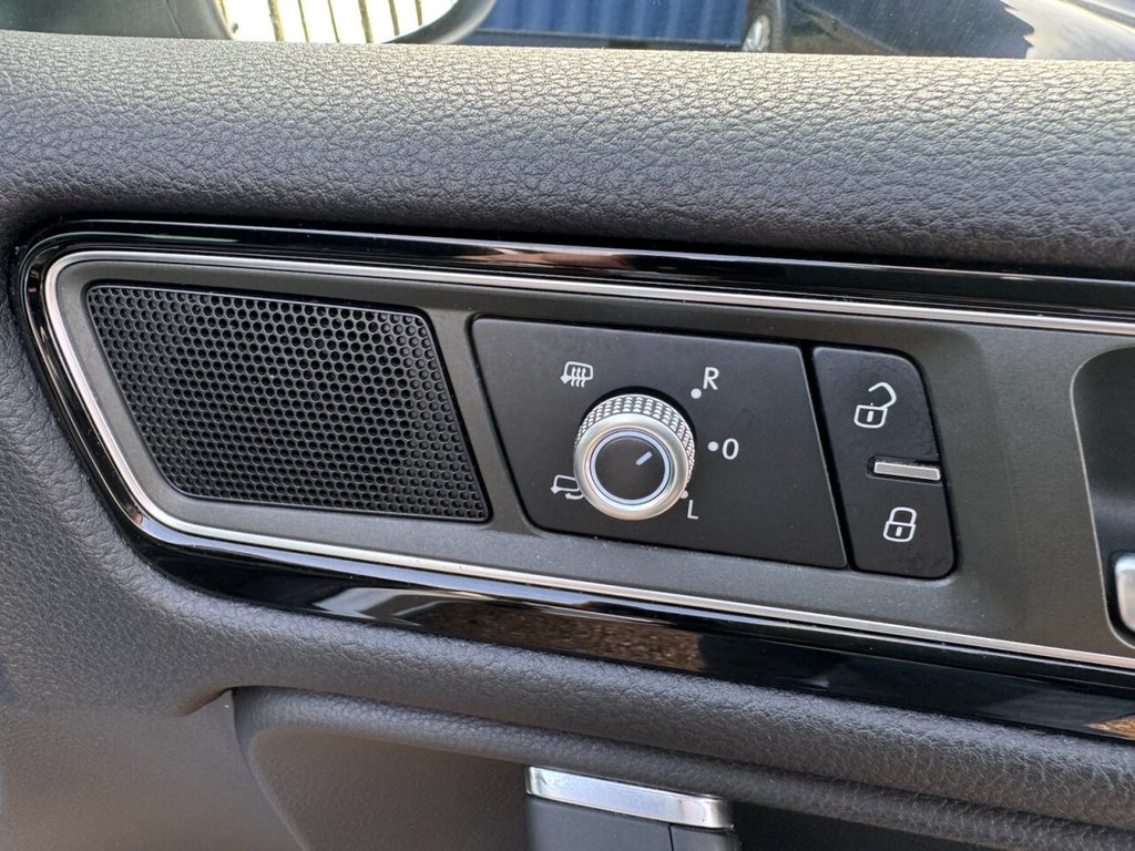 Used Volkswagen Touareg 2015 for sale - 77806694: Photo 18