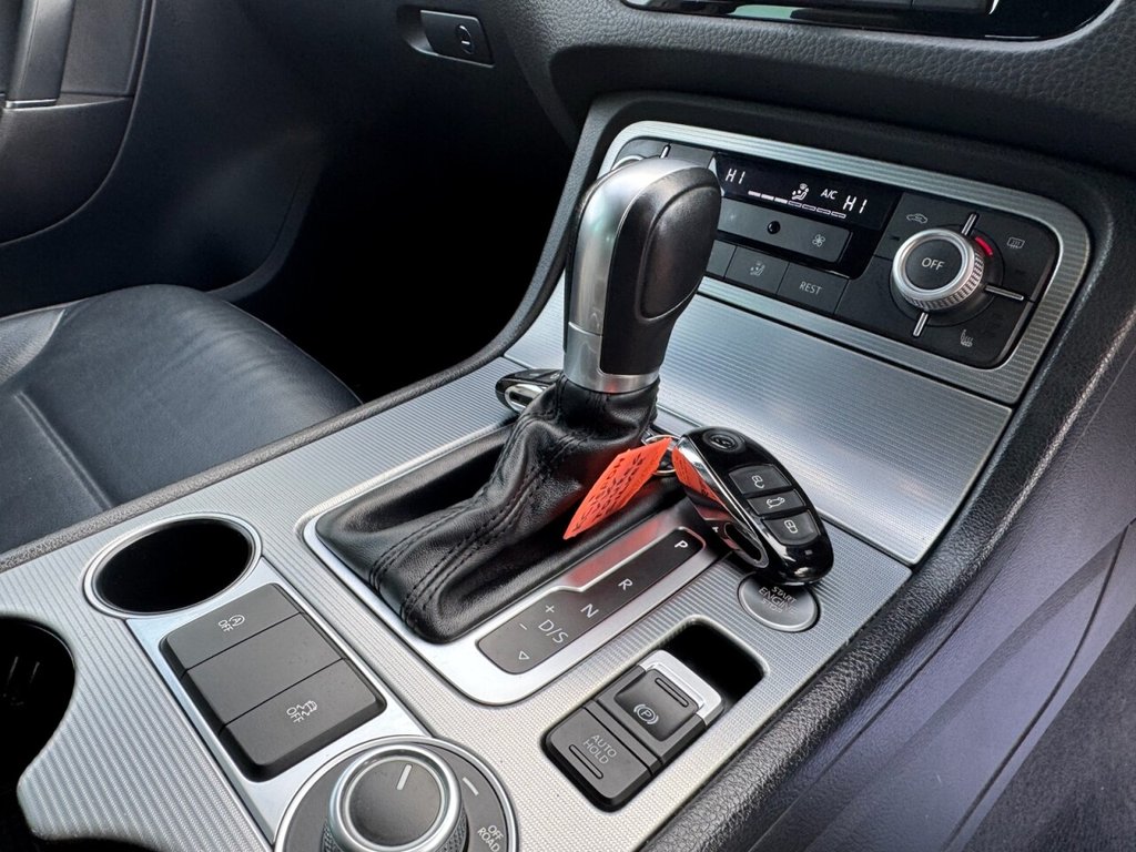 Used Volkswagen Touareg 2015 for sale - 77806694: Photo 28